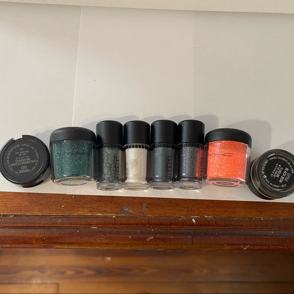 Mac Cosmetics - 8 items - Picture 3 of 6